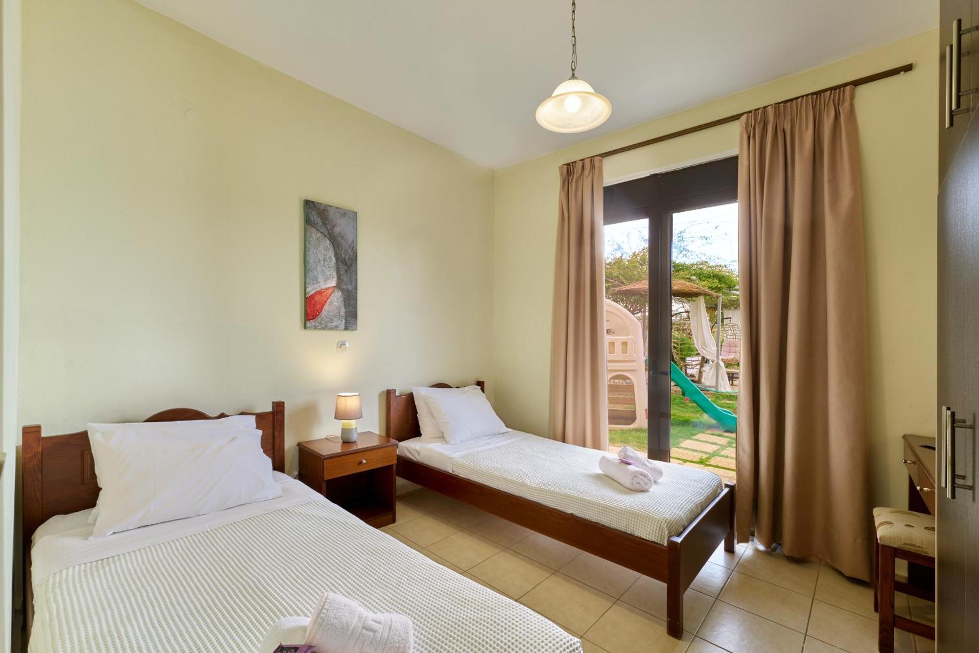 Villa Gereoudis Seaview Apartments-Pool & Bar Kolimvárion Luaran gambar