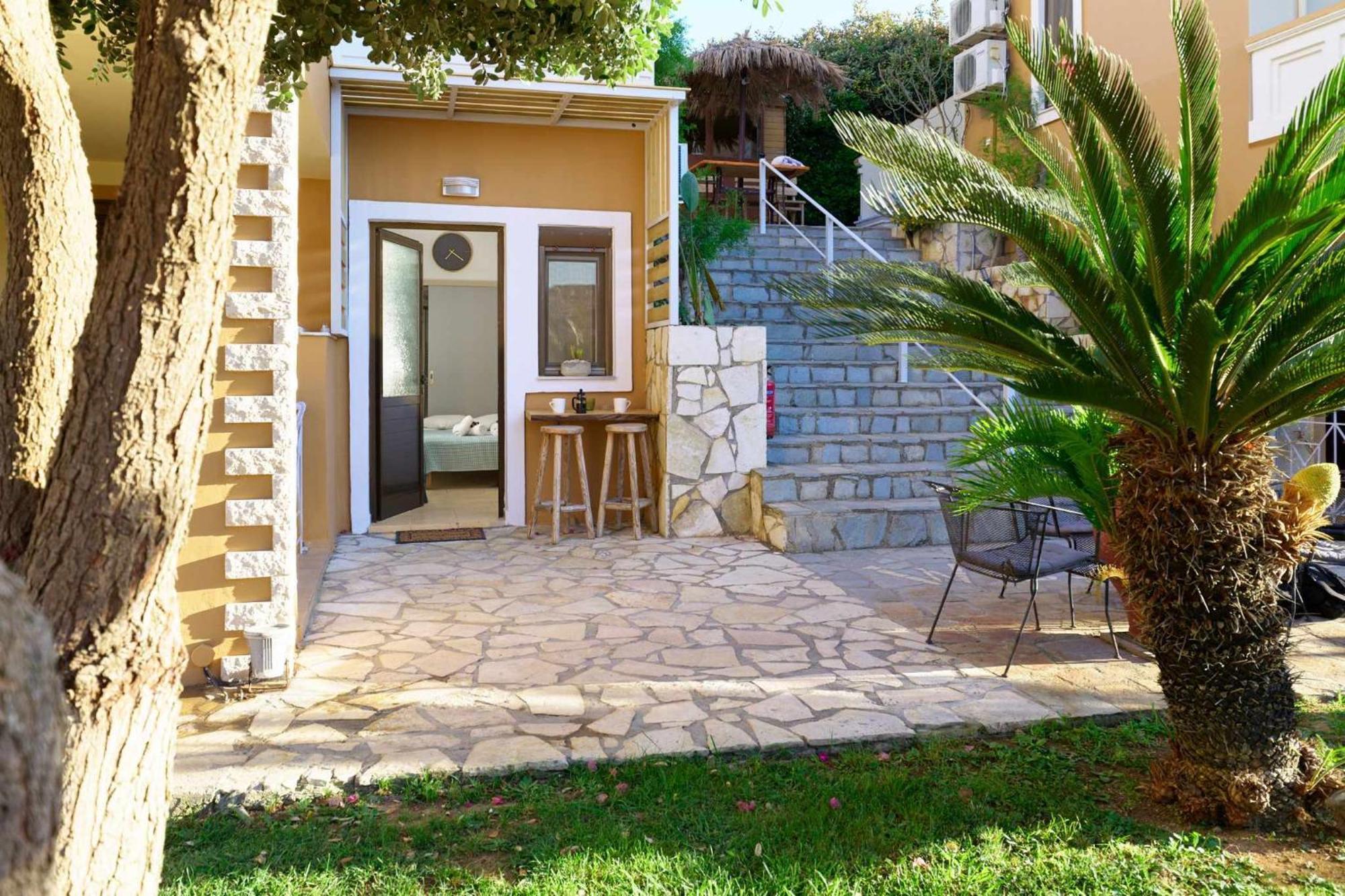 Villa Gereoudis Seaview Apartments-Pool & Bar Kolimvárion Luaran gambar