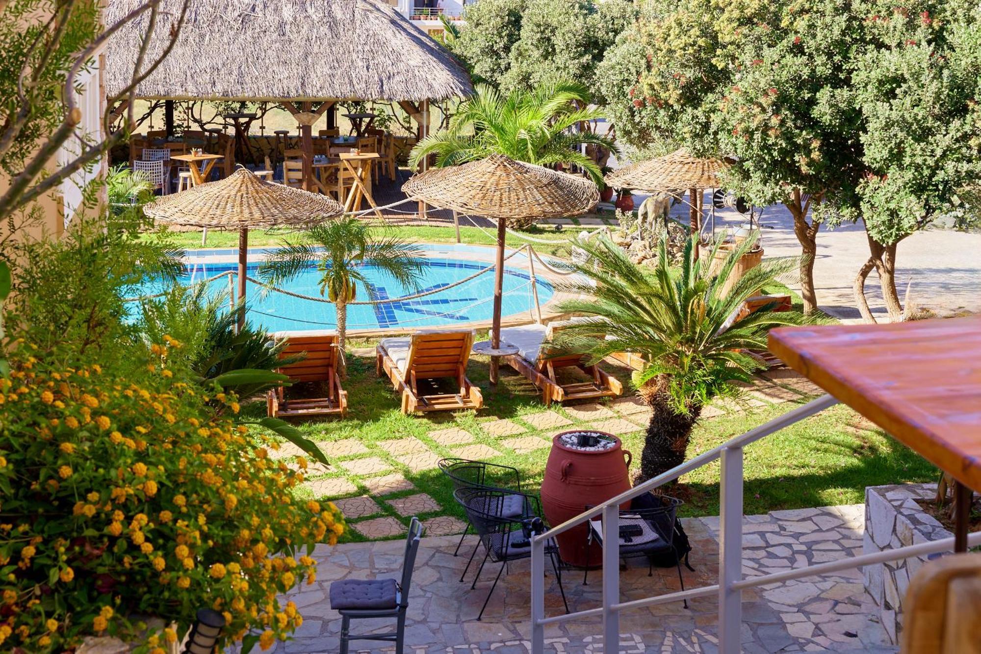 Villa Gereoudis Seaview Apartments-Pool & Bar Kolimvárion Luaran gambar