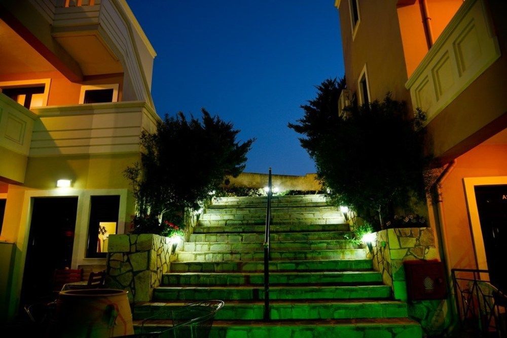 Villa Gereoudis Seaview Apartments-Pool & Bar Kolimvárion Luaran gambar